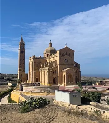 Gozo Kirche.jpg