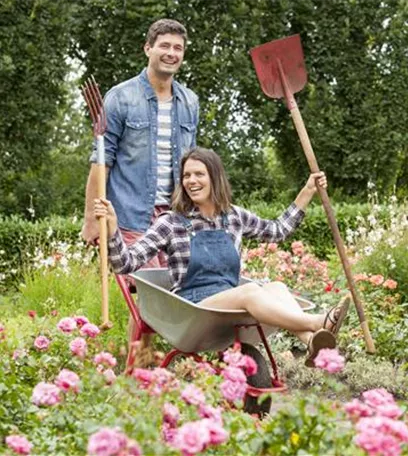 Wenn der Garten ruft: graben, lockern, schneiden 